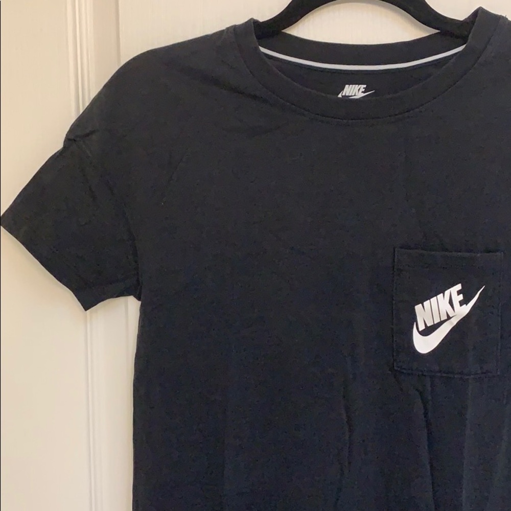 Nike Graphic T Shirt